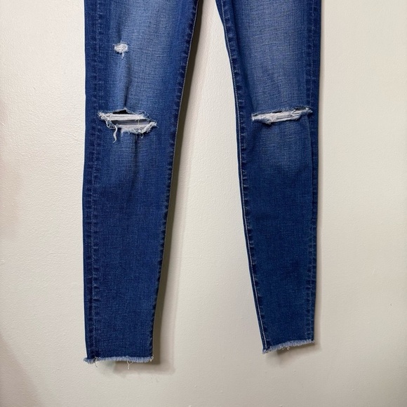 American Eagle Highest Rise Super Stretch Jegging Distressed Skinny Jean 6 - Picture 4 of 11